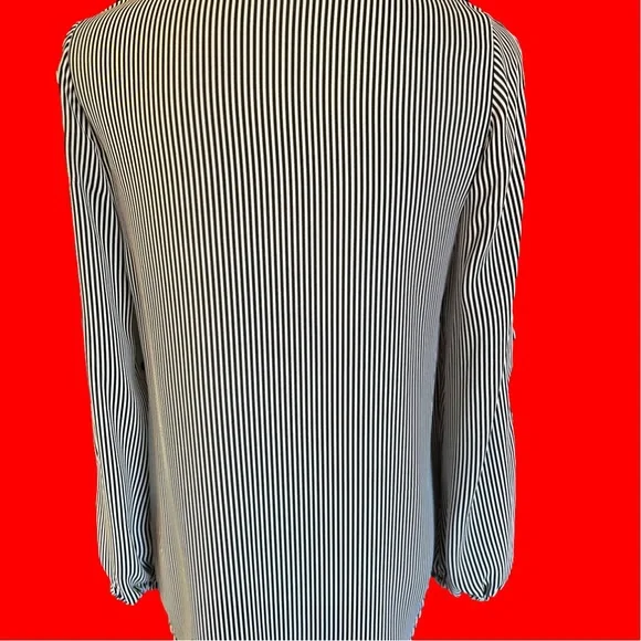 Striped Blouse Long Sleeve NEW - Picture 3 of 5